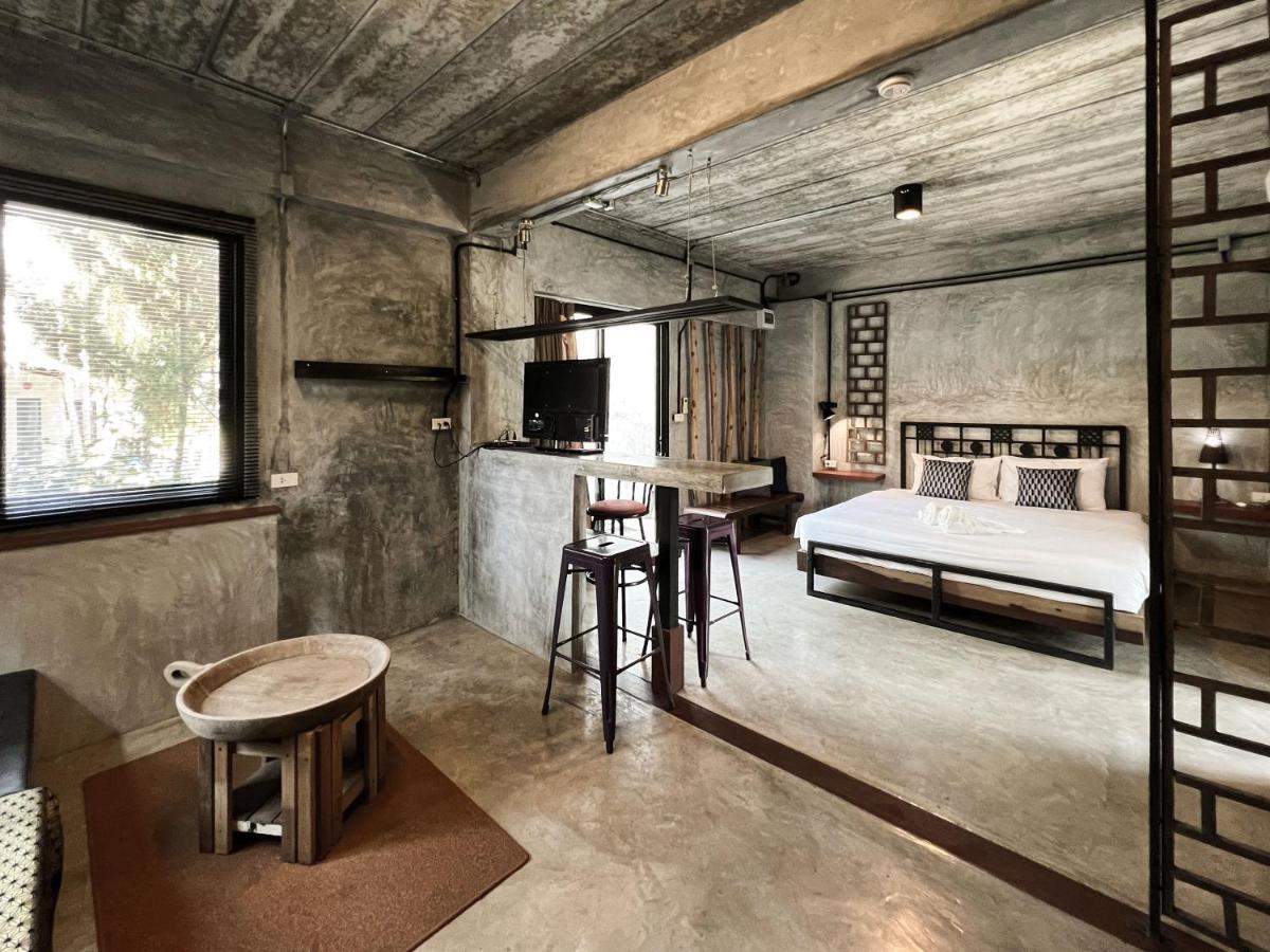 Aonang Third Place Hometel Ao Nang Exterior photo
