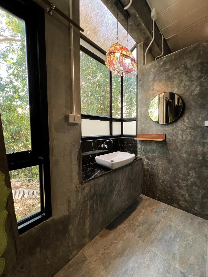 Aonang Third Place Hometel Ao Nang Exterior photo