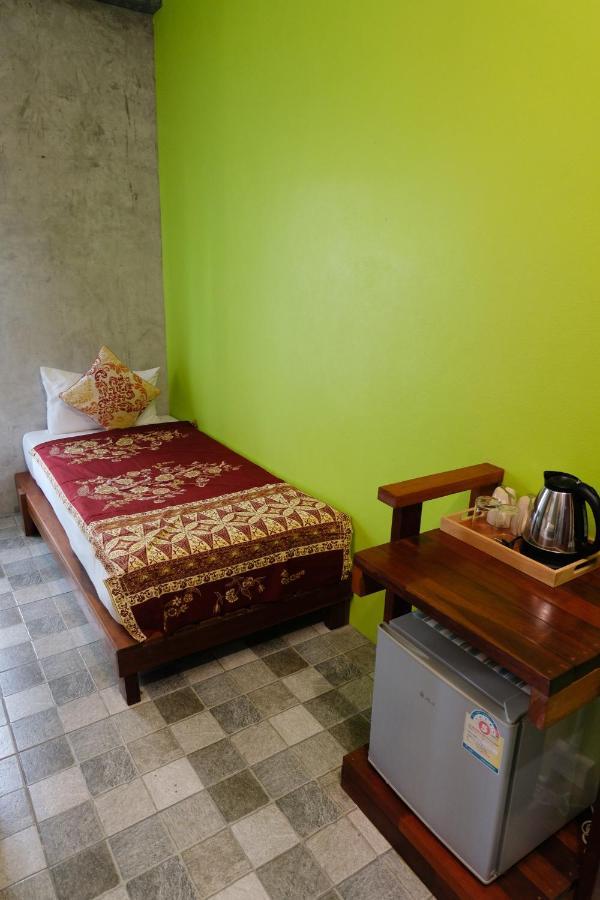 Aonang Third Place Hometel Ao Nang Exterior photo